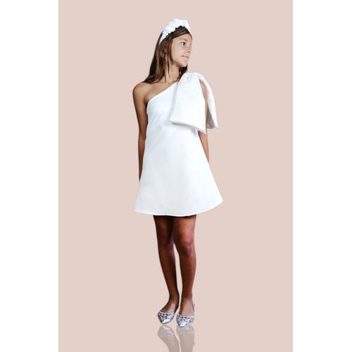 KIZ ÇOCUK BEYAZ TEK OMUZ PULLU FİYOK DETAYLI SATEN ABİYE ELBİSE