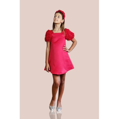 KIZ ÇOCUK KIRMIZI KOLLARI SAÇAKLI SATEN ABİYE ELBİSE